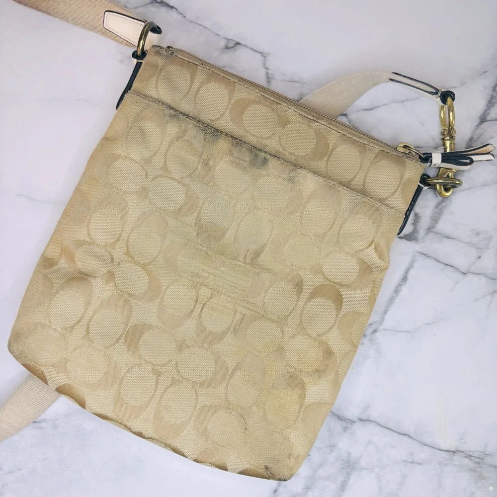 Coach Beige Crossbody‎ Bag